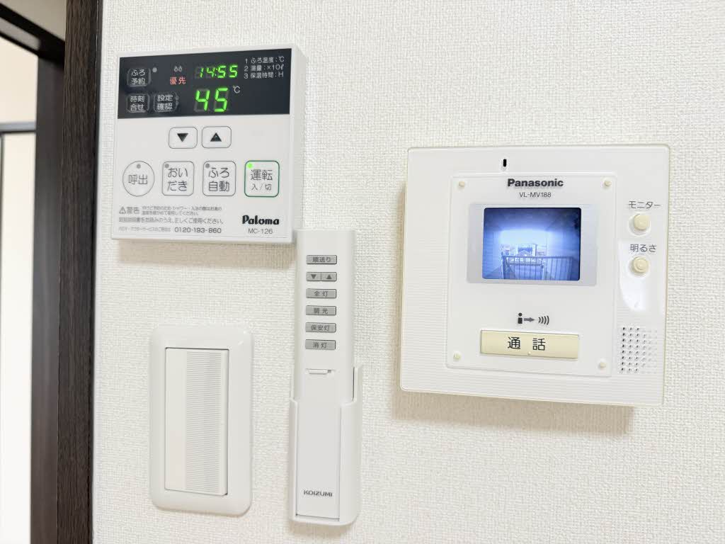 T.TOWNリヴェール F201号-13