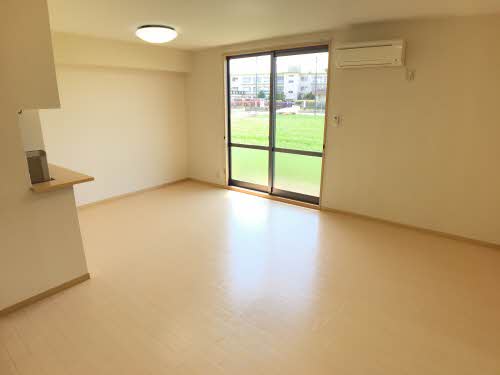 ファミール上町 B102号-2