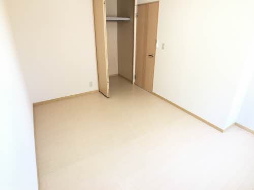 ファミール上町 B102号-7