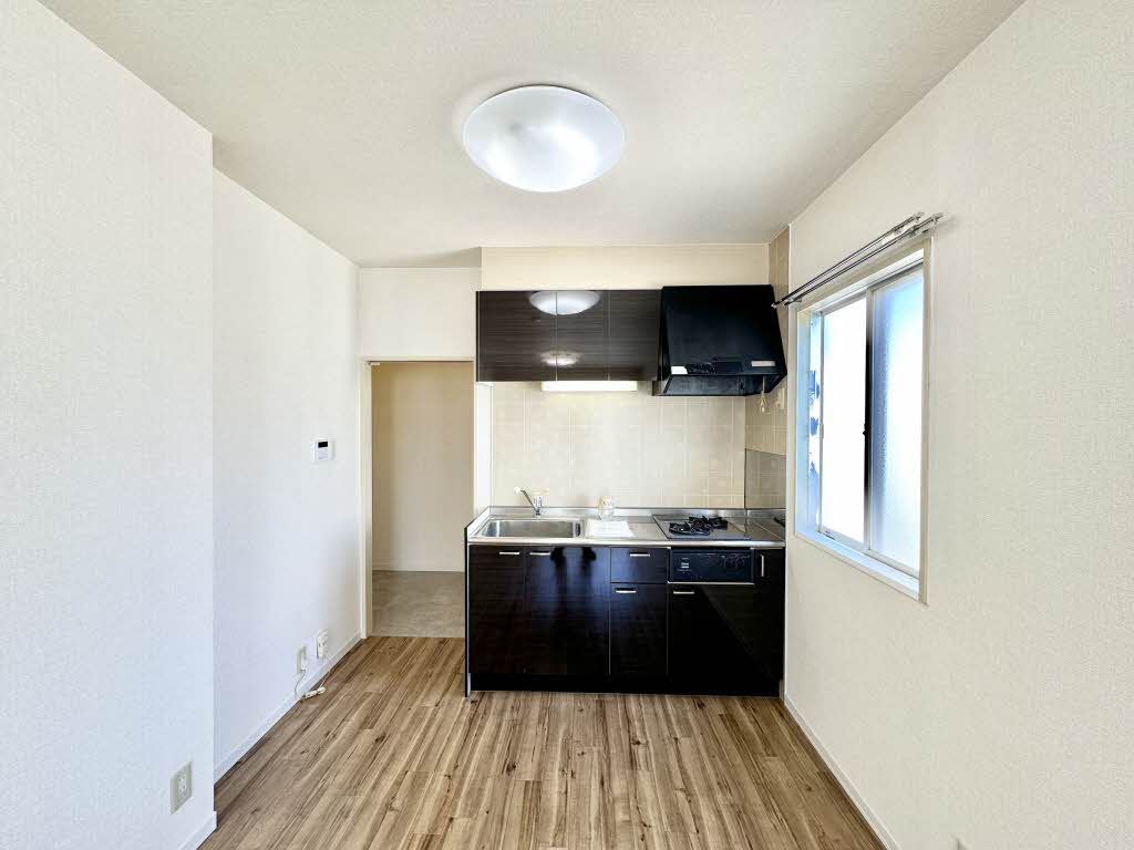 アペックス日進 E202号-4