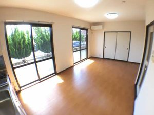 クレストアベニュー C102号-2