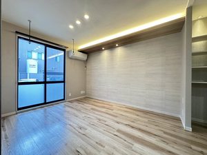 サンハイム山岡 B102号-2