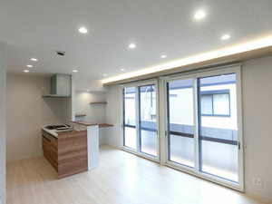 セントラル・ビラ・スズカ C101号-3