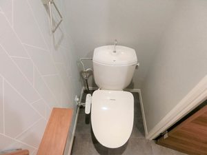 セントラル・ビラ・スズカ C101号-9