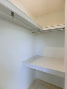 セントラル・ビラ・スズカ C101号-11