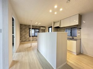 アットホームご殿山 0101号-2