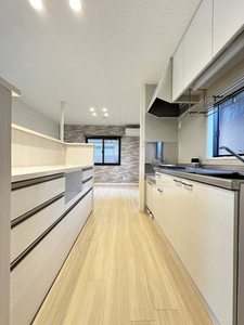 アットホームご殿山 0101号-5