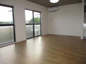 カーサ向谷 A202号-2