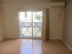 レーベン美里 A102号-3