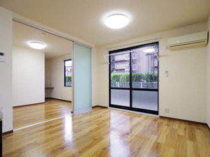 ピースフル愛宕 C102号-2