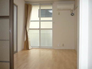 フレグランスＨＯＮＥＹ S102号-3