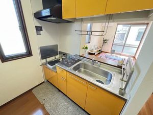 パインクレスト A201号-4