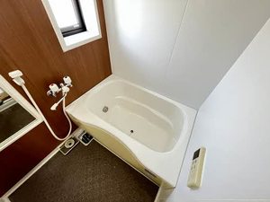 パインクレスト A201号-9