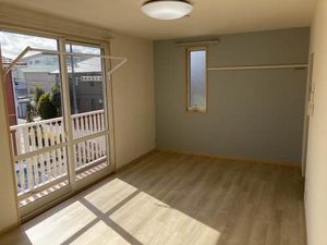 ファミーユスズキ F201号-3