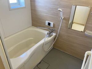 ファミーユスズキ F201号-12