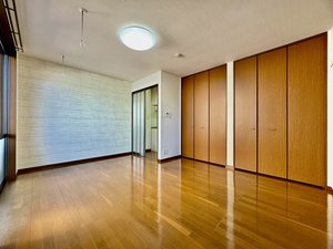 ヴィラデステ古庄 A102号-2