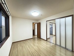 サンベール榎田 A201号-9