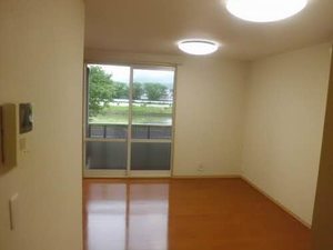 マメゾン　サクラ 0202号-5