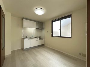 メゾン　マリアージュ B102号-3