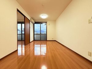 プレシール吉田 B101号-2