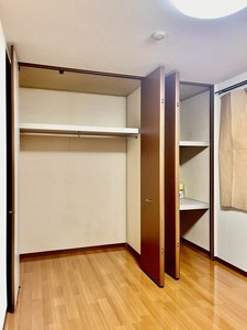 プレシール吉田 B202号-7