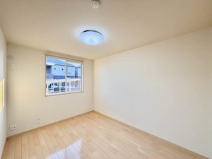 チャーリーズ B102号-6