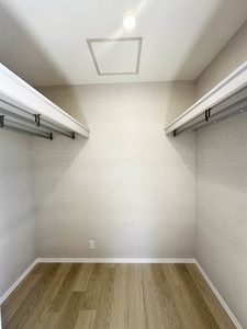 シャーメゾンハンバ C201号-8