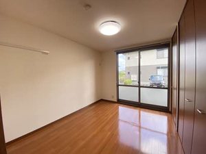 ルネシャリオ B102号-4