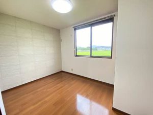 ルネシャリオ B102号-5