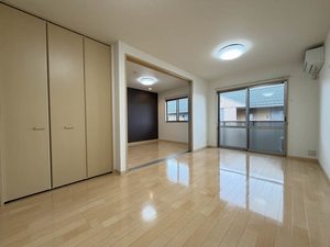 ヴィラ　クオーレ 0201号-15