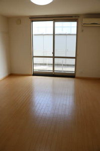 Ｌｕｃｅ．Ｔ 0102号-2