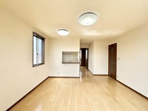 メ・ステッソ A202号-2