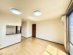 メ・ステッソ A202号-4