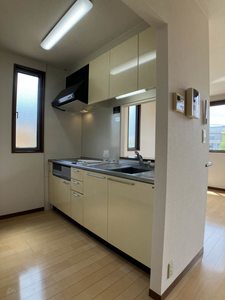 エル ファミリオ駅南 0107号-3