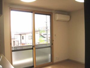 ファミール緑 D102号-2