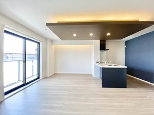 Crest Topia 0302号-6