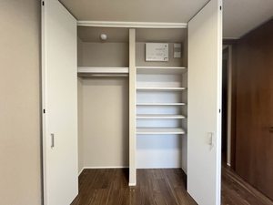 メゾン　ド　パーシモン 0101号-7