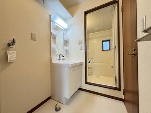 ｃｅｄｌｅ　三番館 3206号-7