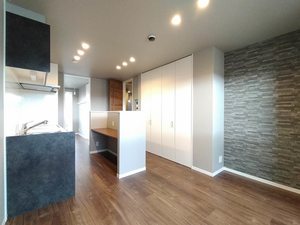 シャーメゾン　こまち 0303号-3