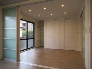 フレグランス本市場 B102号-2