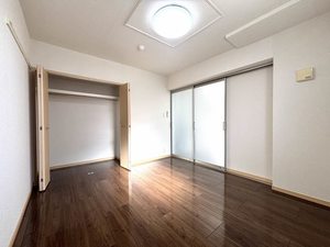 ヒルズ桜坂 101号-7