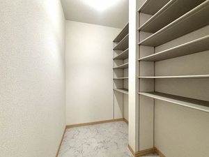 ヒルズ桜坂 101号-9