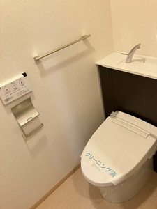 ヒルズ桜坂 202号-5