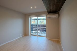 シャーメゾンアグスト 0101号-8