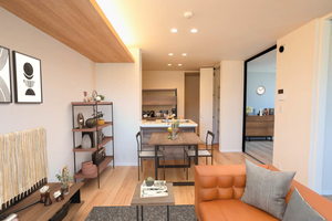 ウィステリア蜷川 0102号-2