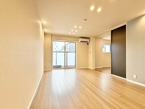 グランダルシュ大坪 0103号-2