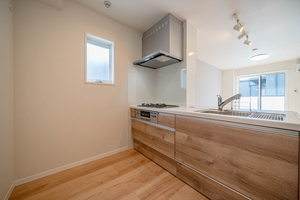 Ｋａｌｍａｒｋ海老塚 0301号-3