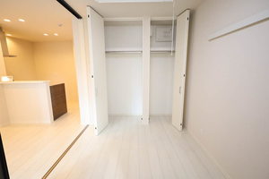 シャーメゾン　栄町 0201号-8