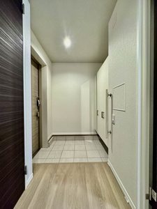 Ｐｒｏｍｅｎａｄｅ西草深 0103号-8