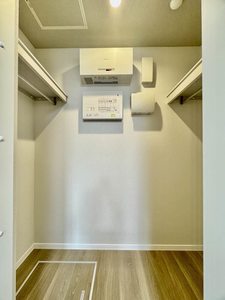 Ｐｒｏｍｅｎａｄｅ西草深 0103号-9